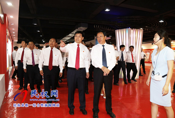 我縣舉行“慶七一”重溫入黨誓詞活動 我縣舉行“慶七一”重溫入黨誓詞活動