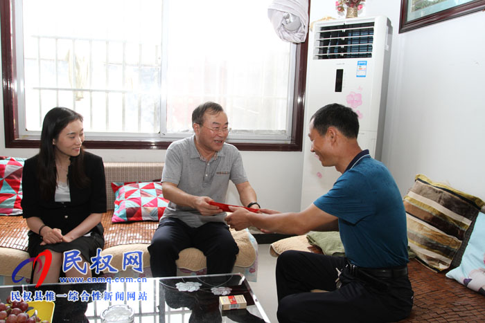 市政府副秘書長任善禮到我縣開展八一走訪慰問活動 市政府副秘書長任善禮到我縣開展八一走訪慰問活動