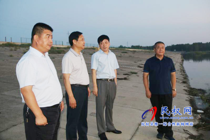 市民政局長于水旺到我縣調(diào)研防汛救災(zāi)工作 市民政局長于水旺到我縣調(diào)研防汛救災(zāi)工作