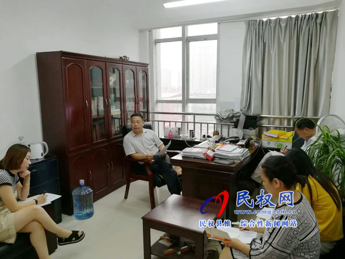 我縣各單位、各鄉(xiāng)鎮(zhèn)（街道辦）迅速傳達(dá)貫徹全縣全面提升脫貧攻堅(jiān)質(zhì)量決戰(zhàn)決
