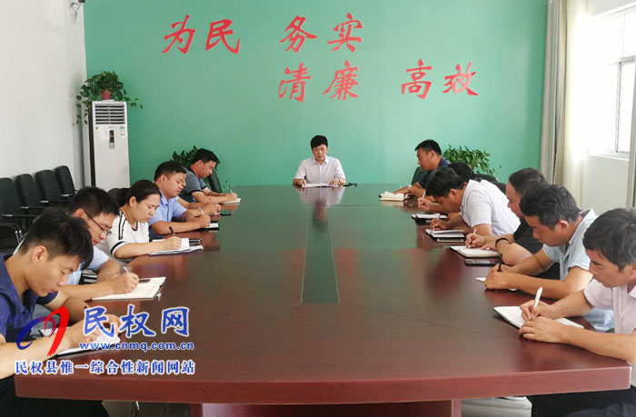 我縣各單位、各鄉(xiāng)鎮(zhèn)（街道辦）迅速傳達(dá)貫徹全縣全面提升脫貧攻堅(jiān)質(zhì)量決戰(zhàn)決