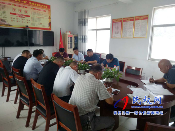 我縣各單位、各鄉(xiāng)鎮(zhèn)（街道辦）迅速傳達(dá)貫徹全縣全面提升脫貧攻堅(jiān)質(zhì)量決戰(zhàn)決