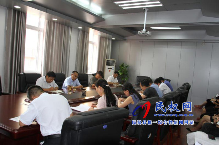我縣各單位、各鄉(xiāng)鎮(zhèn)（街道辦）迅速傳達(dá)貫徹全縣全面提升脫貧攻堅(jiān)質(zhì)量決戰(zhàn)決