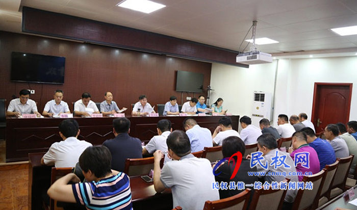 我縣各單位、各鄉(xiāng)鎮(zhèn)（街道辦）迅速傳達(dá)貫徹全縣全面提升脫貧攻堅(jiān)質(zhì)量決戰(zhàn)決