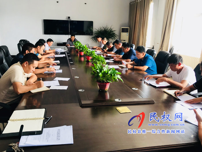我縣各單位、各鄉(xiāng)鎮(zhèn)（街道辦）迅速傳達(dá)貫徹全縣全面提升脫貧攻堅(jiān)質(zhì)量決戰(zhàn)決