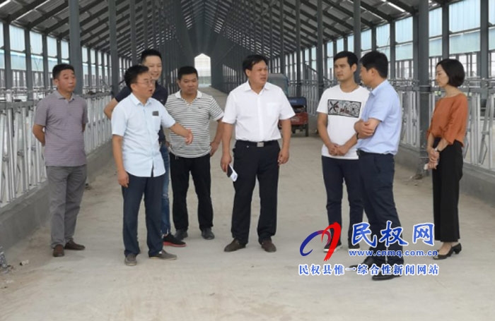 副縣長孟祥亮到科爾沁農(nóng)牧產(chǎn)業(yè)有限公司檢查指導(dǎo)工作 副縣長孟祥亮到科爾沁農(nóng)牧產(chǎn)業(yè)有限公司檢查指導(dǎo)工作