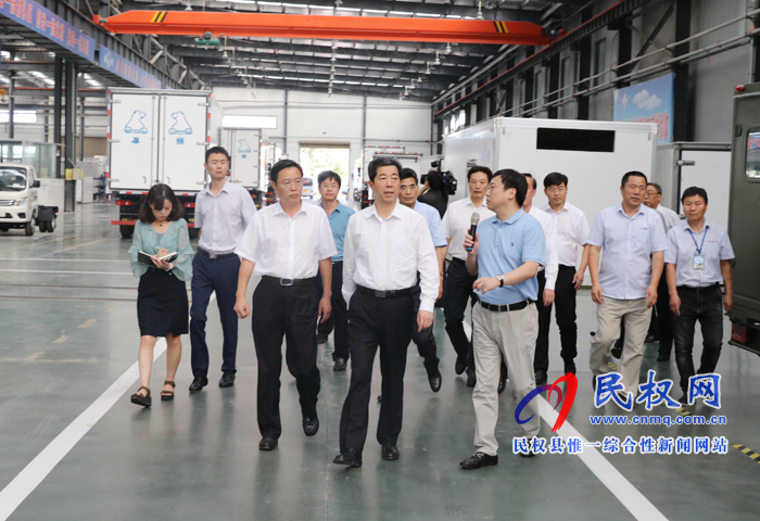 省長陳潤兒在周口、商丘調(diào)研時指出：適應(yīng)消費需求 深化結(jié)構(gòu)性改革 抓好三大攻堅 推動高質(zhì)量發(fā)展