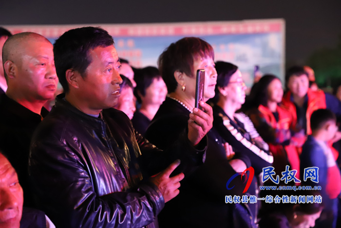 民權(quán)縣:慶祝國(guó)慶節(jié) ?志愿服務(wù)伴你行 民權(quán)縣:慶祝國(guó)慶節(jié) ?志愿服務(wù)伴你行