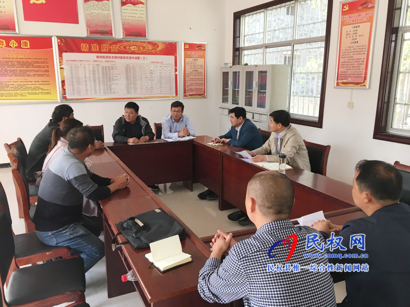 縣委副書記、縣長張團(tuán)結(jié)深入綠洲街道辦張文卿村調(diào)研基層黨建工作開展情況