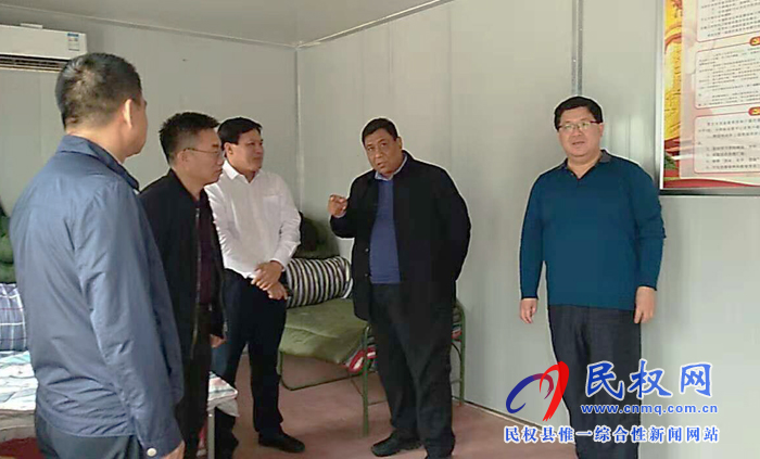 市畜牧局局長(zhǎng)海繼增檢查民權(quán)非洲豬瘟防控工作 市畜牧局局長(zhǎng)海繼增檢查民權(quán)非洲豬瘟防控工作
