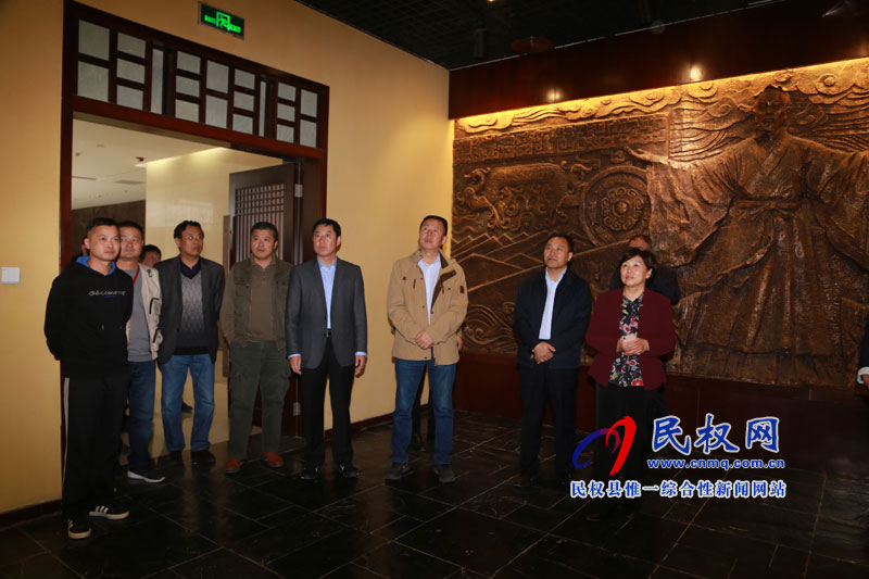 “油畫中原”全國百名畫家走進(jìn)我縣采風(fēng)及創(chuàng)作活動 “油畫中原”全國百名畫家走進(jìn)我縣采風(fēng)及創(chuàng)作活動