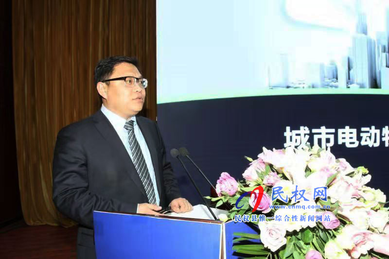 2018中國冷鏈新技術(shù)新裝備發(fā)展論壇成功舉行 2018中國冷鏈新技術(shù)新裝備發(fā)展論壇成功舉行