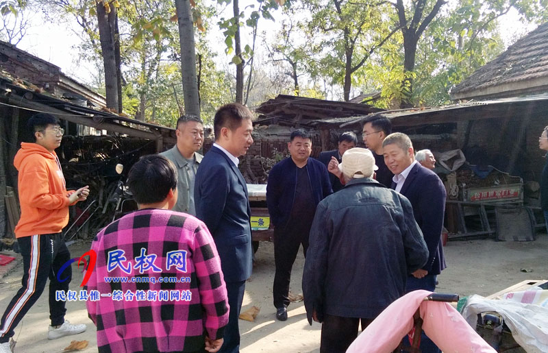省博物院副院長(zhǎng)張德水一行到野崗鎮(zhèn)楊堂村調(diào)研脫貧攻堅(jiān)工作 省博物院副院長(zhǎng)張德水一行到野崗鎮(zhèn)楊堂村調(diào)研脫貧攻堅(jiān)工作