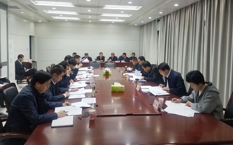 縣委書記姬脈常主持召開縣十二屆委員會常務(wù)委員會第64次會議 縣委書記姬脈常主持召開縣十二屆委員會常務(wù)委員會第64次會議