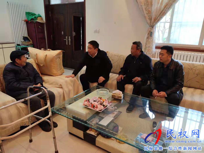 民權(quán)縣委老干部局開展走訪慰問離休老干部 民權(quán)縣委老干部局開展走訪慰問離休老干部