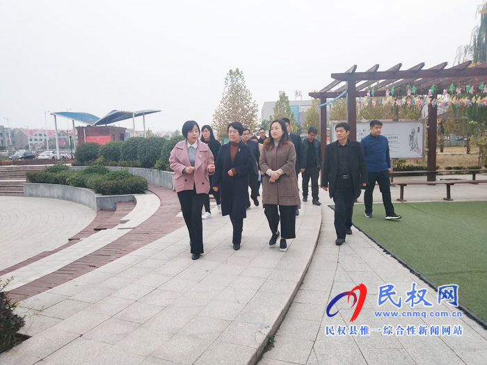 民權(quán)縣幼兒園迎接民權(quán)縣“省衛(wèi)生縣城屆滿復(fù)核”專家組 來園檢查工作 民權(quán)縣幼兒園迎接民權(quán)縣“省衛(wèi)生縣城屆滿復(fù)核”專家組 來園檢查工作