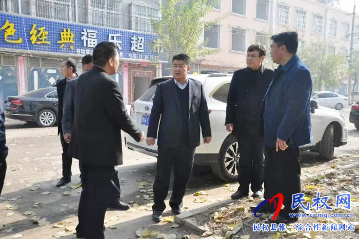 副縣長張士彬察看水環(huán)境綜合治理工作 副縣長張士彬察看水環(huán)境綜合治理工作