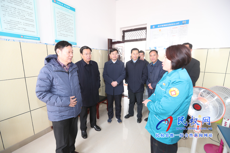 商丘市衛(wèi)生計生委主任張樹仁一行到我縣調(diào)研指導脫貧攻堅工作 商丘市衛(wèi)生計生委主任張樹仁一行到我縣調(diào)研指導脫貧攻堅工作