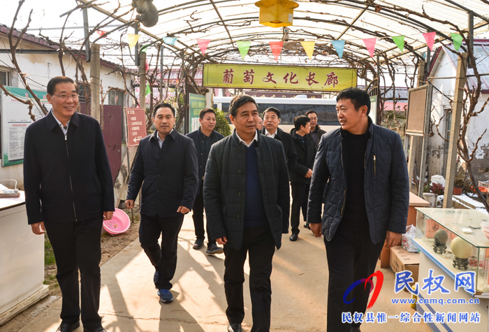 省檢察院專題走訪省人大代表李國(guó)禮 省檢察院專題走訪省人大代表李國(guó)禮