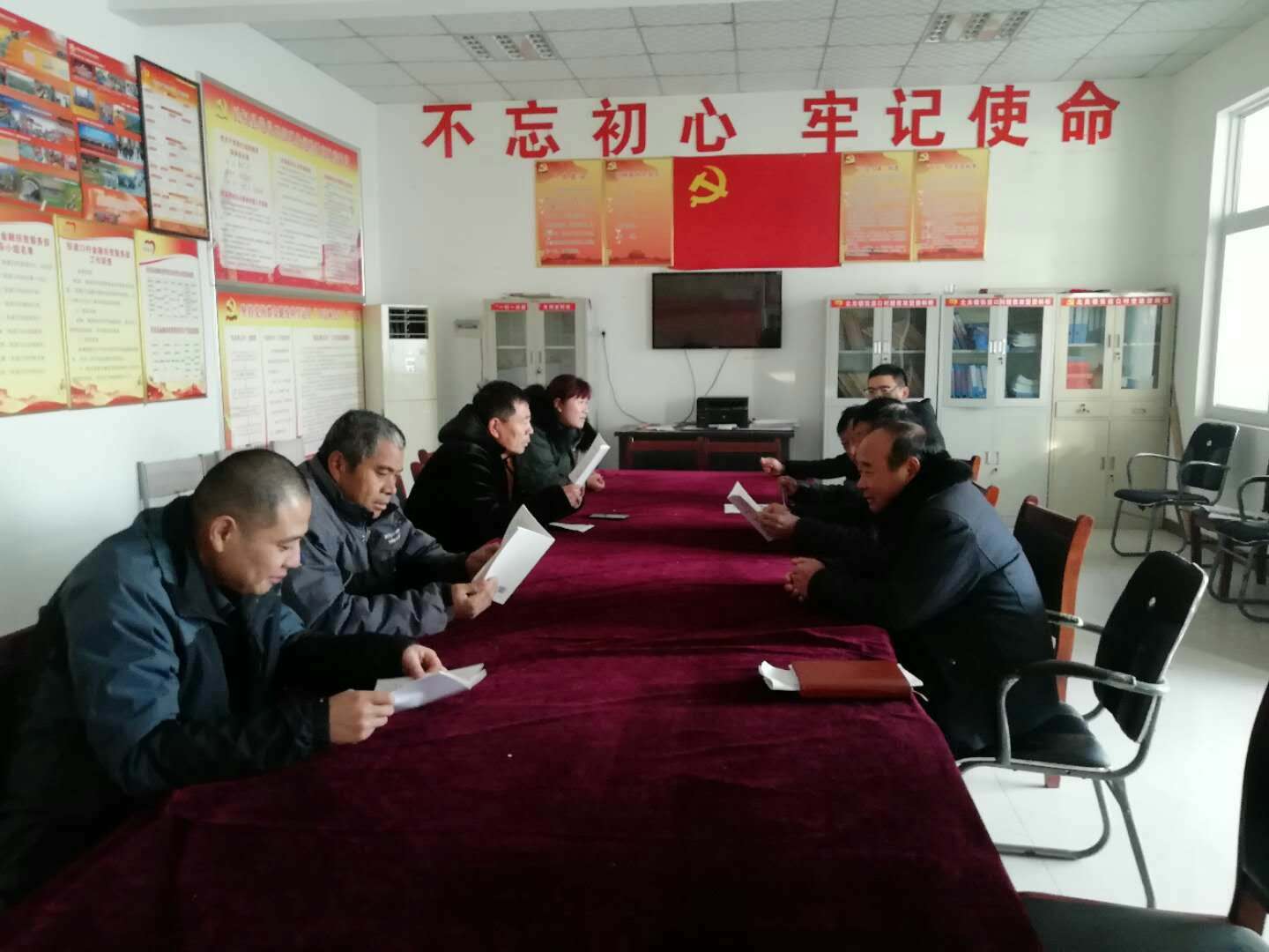 北關鎮(zhèn)組織村“兩委”干部學習《中國共產黨紀律處分條例》 北關鎮(zhèn)組織村“兩委”干部學習《中國共產黨紀律處分條例》