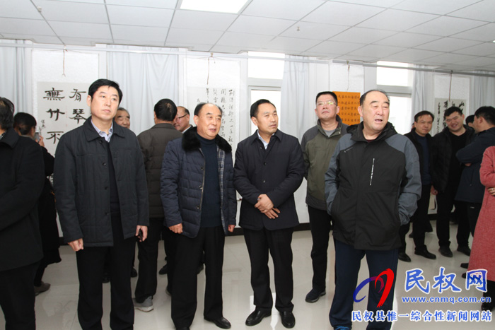 民權(quán)縣慶祝改革開放四十周年暨建縣九十周年書畫展開幕 民權(quán)縣慶祝改革開放四十周年暨建縣九十周年書畫展開幕