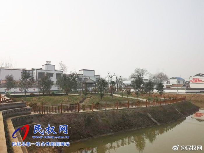 王莊寨鎮(zhèn):黨建綜合主題公園廣場(chǎng) 黨員教育有了新“陣地” 王莊寨鎮(zhèn):黨建綜合主題公園廣場(chǎng) 黨員教育有了新“陣地”