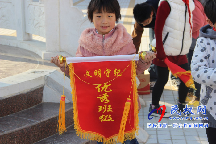 民權縣南華學校安全教育狠抓不懈? 民權縣南華學校安全教育狠抓不懈?