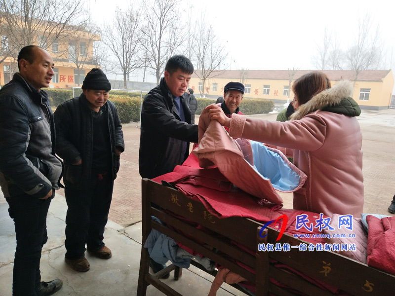 野崗鎮(zhèn):臘八節(jié)日到 敬老送溫暖 野崗鎮(zhèn):臘八節(jié)日到 敬老送溫暖