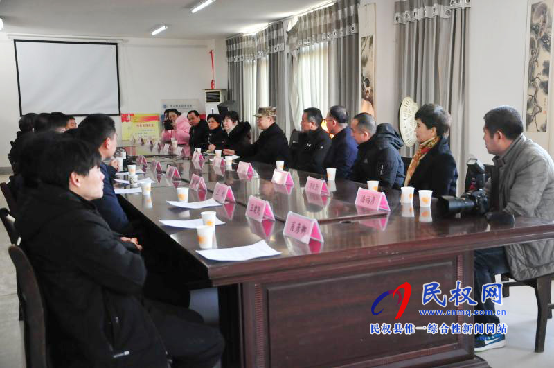 十二屆全國政協(xié)委員、鄭州市政協(xié)十三屆副主席朱專興到我縣調(diào)研文化產(chǎn)業(yè)促進(jìn)農(nóng)村農(nóng)民脫貧致富工作