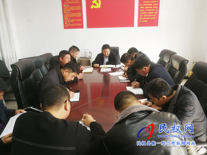 我縣各單位、各鄉(xiāng)鎮(zhèn)（街道辦）迅速傳達貫徹經(jīng)濟工作會議和“講政治、勇?lián)?dāng)、馬上就辦、一抓到底”活動精神