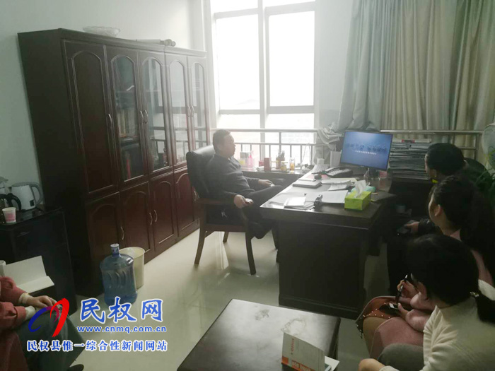 縣委黨史研究室組織全體黨員干部觀看《拍蠅懲貪 祛病除疴》警示教育片 縣委黨史研究室組織全體黨員干部觀看《拍蠅懲貪 祛病除疴》警示教育片