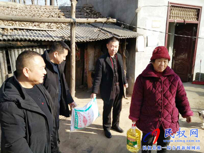 縣科協(xié)春節(jié)前夕走訪慰問(wèn)困難群眾 縣科協(xié)春節(jié)前夕走訪慰問(wèn)困難群眾