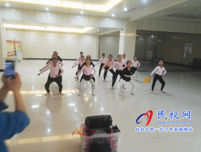 民權(quán)縣2019元宵節(jié)文藝晚會正在緊密籌備排練中