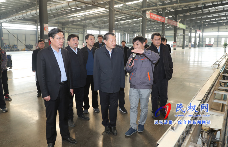 副省長劉偉到我縣調(diào)研時要求加快推進轉(zhuǎn)型發(fā)展攻堅 確保工業(yè)經(jīng)濟平穩(wěn)運行 副省長劉偉到我縣調(diào)研時要求加快推進轉(zhuǎn)型發(fā)展攻堅 確保工業(yè)經(jīng)濟平穩(wěn)運行