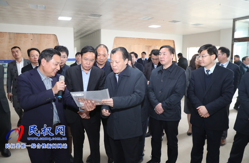 副省長劉偉到我縣調(diào)研時要求加快推進轉(zhuǎn)型發(fā)展攻堅 確保工業(yè)經(jīng)濟平穩(wěn)運行 副省長劉偉到我縣調(diào)研時要求加快推進轉(zhuǎn)型發(fā)展攻堅 確保工業(yè)經(jīng)濟平穩(wěn)運行