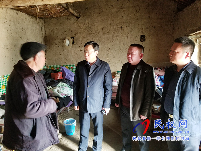 縣委書記姬脈常到伯黨鄉(xiāng)督導(dǎo)脫貧攻堅工作 縣委書記姬脈常到伯黨鄉(xiāng)督導(dǎo)脫貧攻堅工作