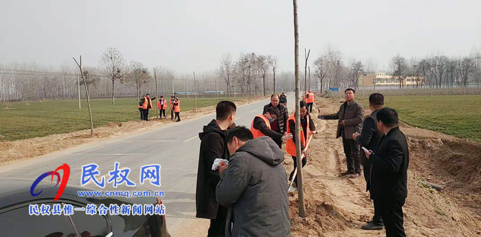 商丘市農(nóng)村公路督導組蒞臨民權督導“四好農(nóng)村路”建設工作 商丘市農(nóng)村公路督導組蒞臨民權督導“四好農(nóng)村路”建設工作