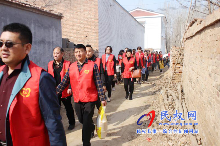民權(quán)公益聯(lián)盟看望慰問腦癱患者袁鳳蓮 民權(quán)公益聯(lián)盟看望慰問腦癱患者袁鳳蓮