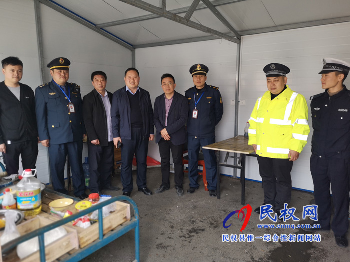 市農(nóng)業(yè)農(nóng)村局黨組成員總畜牧師李振強(qiáng)到民權(quán)非洲豬瘟防控消毒卡點(diǎn)慰問 市農(nóng)業(yè)農(nóng)村局黨組成員總畜牧師李振強(qiáng)到民權(quán)非洲豬瘟防控消毒卡點(diǎn)慰問