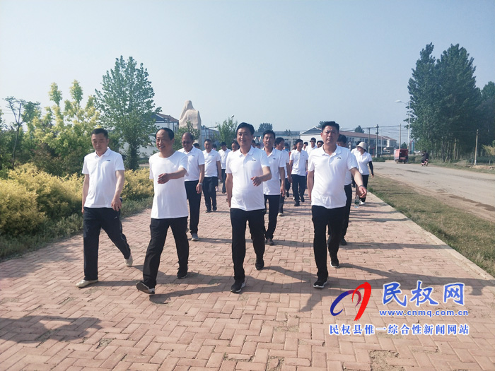 我縣褚廟鄉(xiāng)召開(kāi)2019年春季運(yùn)動(dòng)會(huì) 我縣褚廟鄉(xiāng)召開(kāi)2019年春季運(yùn)動(dòng)會(huì)