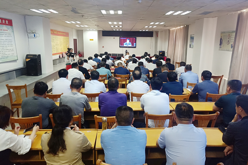 我縣組織收聽(tīng)收看全省污染防治攻堅(jiān)調(diào)度推進(jìn)暨環(huán)境違法違規(guī)問(wèn)題現(xiàn)場(chǎng)核查專項(xiàng)行動(dòng)動(dòng)員電視電話會(huì) 我縣組織收聽(tīng)收看全省污染防治攻堅(jiān)調(diào)度推進(jìn)暨環(huán)境違法違規(guī)問(wèn)題現(xiàn)場(chǎng)核查專項(xiàng)行動(dòng)動(dòng)員電視電話會(huì)