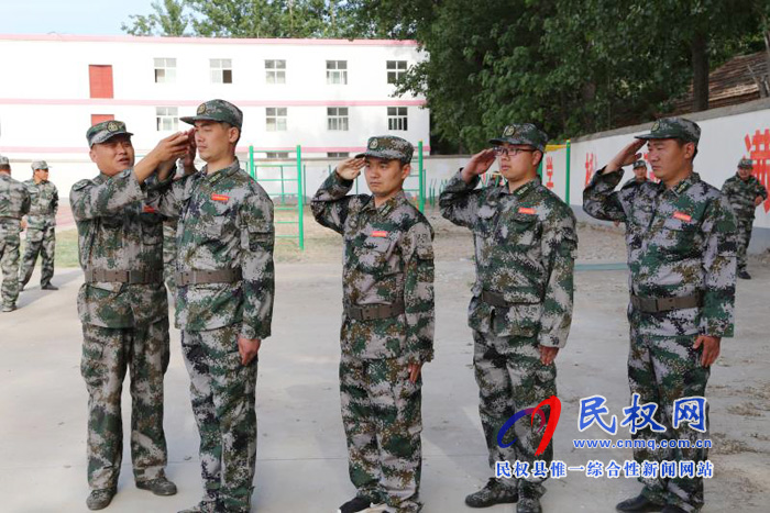 老顏集鄉(xiāng):開展基干民兵點驗活動 老顏集鄉(xiāng):開展基干民兵點驗活動