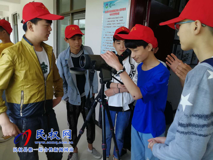 縣民族學(xué)校組織學(xué)生參觀黃河故道濕地公園 縣民族學(xué)校組織學(xué)生參觀黃河故道濕地公園