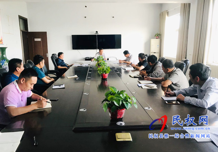 我縣各單位、各鄉(xiāng)鎮(zhèn)（街道辦）迅速傳達(dá)貫徹全縣黨務(wù)工作會議精神