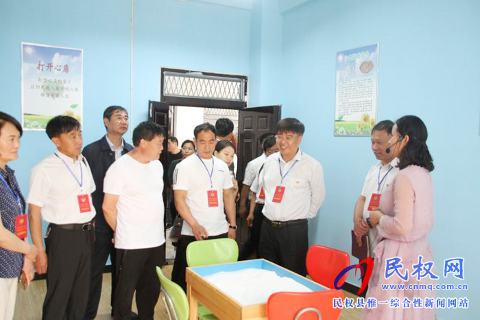 縣政協(xié)文化藝術(shù)界委員開展關(guān)愛青少年心理健康主題系列活動 縣政協(xié)文化藝術(shù)界委員開展關(guān)愛青少年心理健康主題系列活動