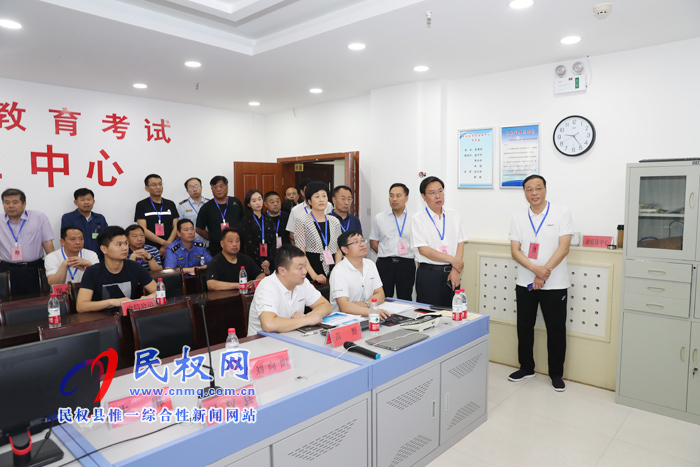 市人大常委會(huì)副主任、縣委書(shū)記姬脈常帶隊(duì)巡視高考工作