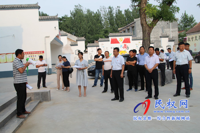 花園鄉(xiāng)圍繞“四個不摘”持續(xù)夯實工作基礎(chǔ) 花園鄉(xiāng)圍繞“四個不摘”持續(xù)夯實工作基礎(chǔ)