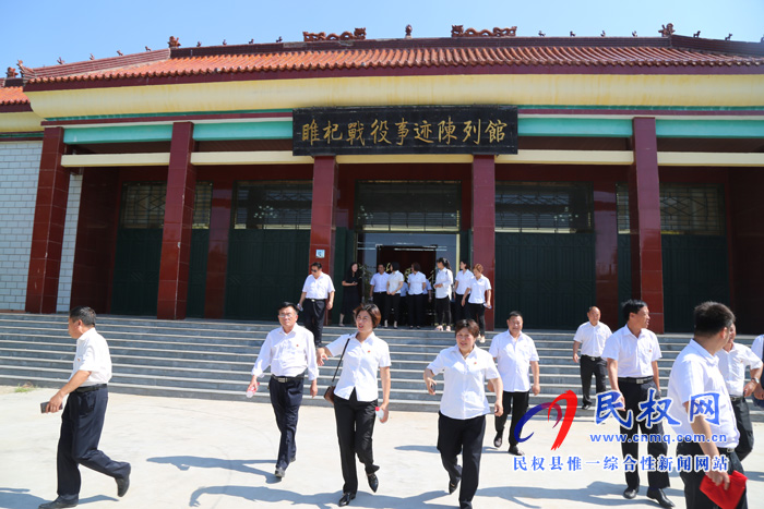 司法局組織開展黨員集體過“政治生日”活動 司法局組織開展黨員集體過“政治生日”活動