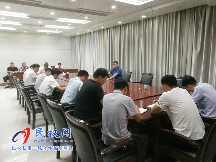 我縣各單位、各鄉(xiāng)鎮(zhèn)（街道辦）傳達貫徹全縣脫貧攻堅推進會精神