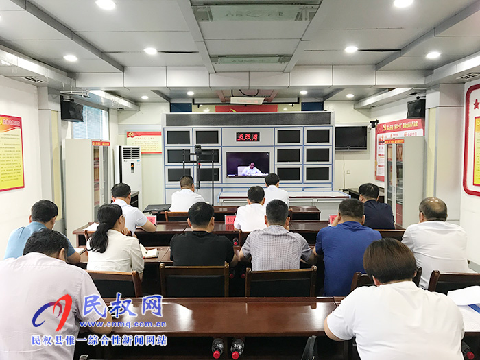 我縣組織收看2019年全國(guó)健康扶貧工作電視電話會(huì)